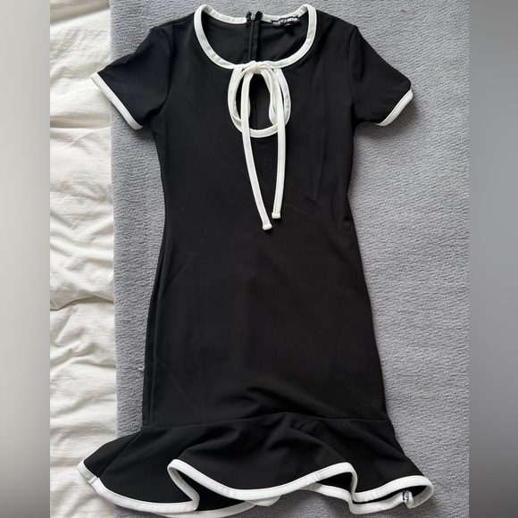 Fashion Nova Dress - Picture 3 of 4